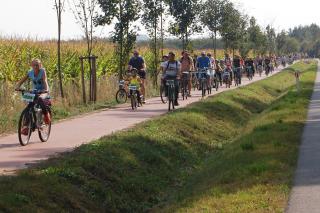 Blisko pół tysiąca cyklistów ruszyło do Źródeł Rzeki Łyny- ZOBACZ ZDJĘCIA
