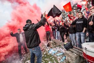 Derby powiatu na remis! Oprawa meczu godna I ligi!- ZOBACZ ZDJĘCIA