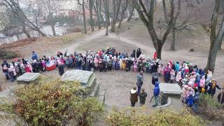 Potomek Dębu Bartek zasadzony na nidzickim podzamczu!!!