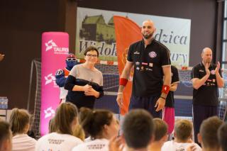 Premier Polski odwiedziła nidzicki Gortat Camp!