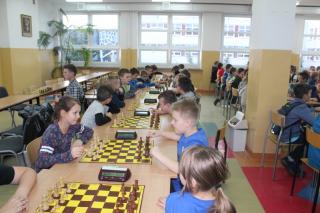 SZACHOWE SUKCESY UCZNIÓW DWÓJKI