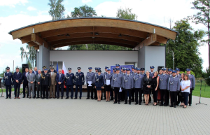 Policjanci z Powiatowej Komendy Policji w Nidzicy wraz z zaproszonymi gośćmi